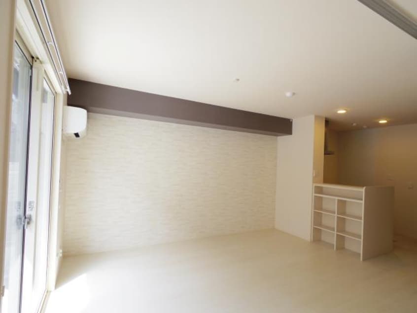  近鉄難波線・奈良線/大和西大寺駅 バス10分平城中山南口下車:停歩2分 1階 築8年