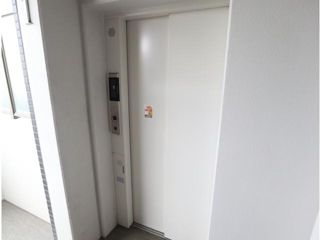 エレベーター 近鉄難波線・奈良線/大和西大寺駅 徒歩3分 3階 築6年