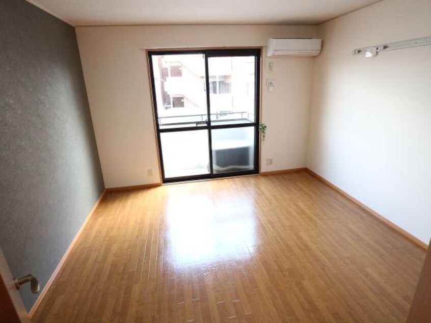  近鉄橿原線/尼ケ辻駅 徒歩10分 2階 築22年