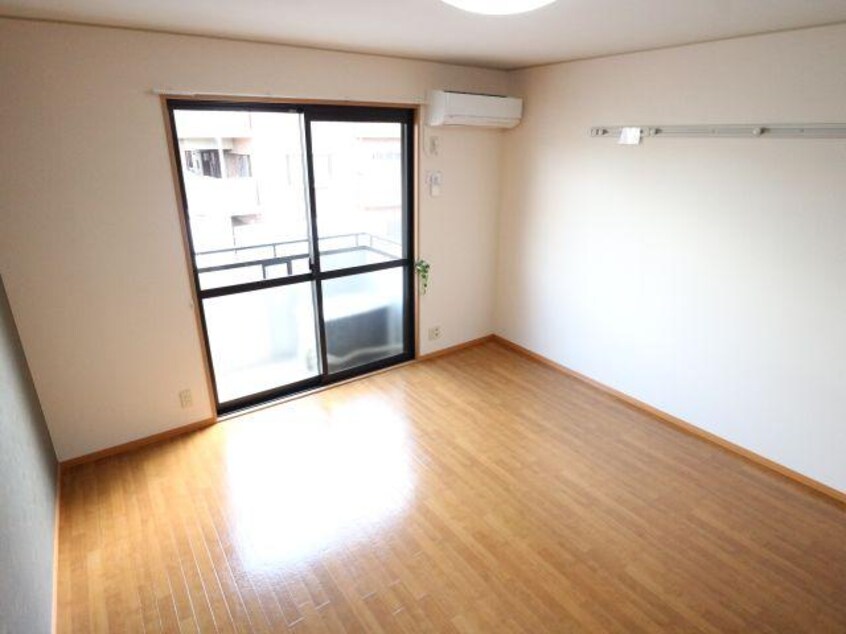  近鉄橿原線/尼ケ辻駅 徒歩10分 2階 築22年