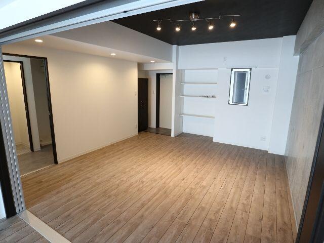  近鉄橿原線/大和西大寺駅 徒歩7分 8階 築5年