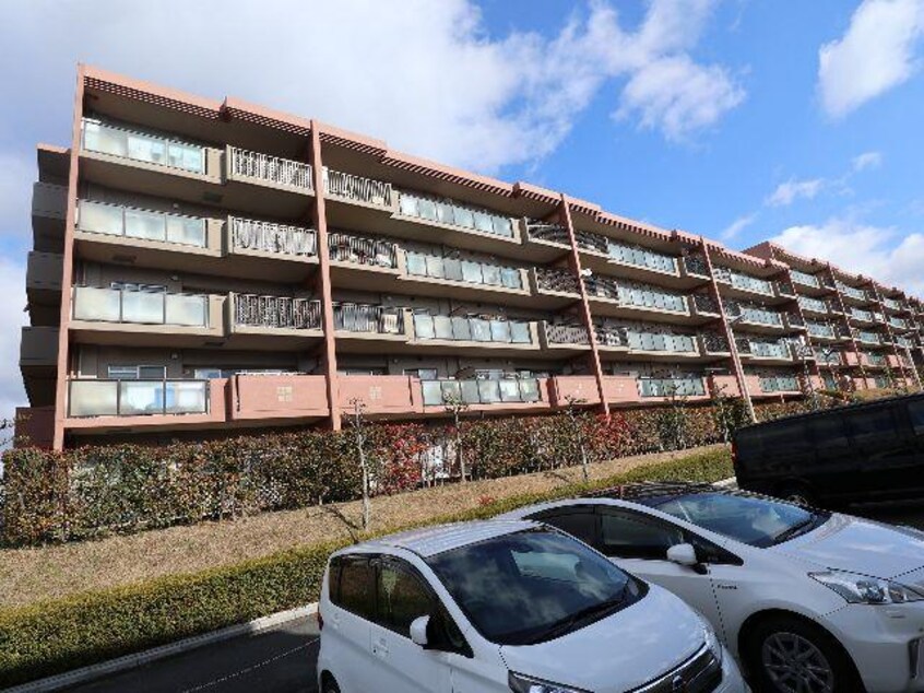  近鉄京都線/高の原駅 バス5分精華桜ヶ丘3丁目下車:停歩6分 6階 築26年