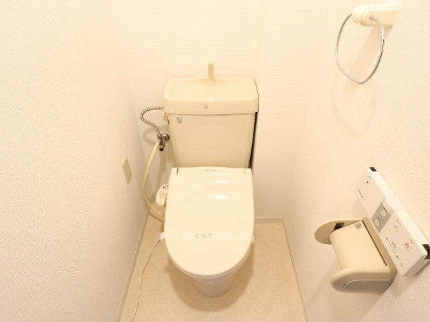  近鉄京都線/高の原駅 バス5分精華桜ヶ丘3丁目下車:停歩6分 6階 築26年