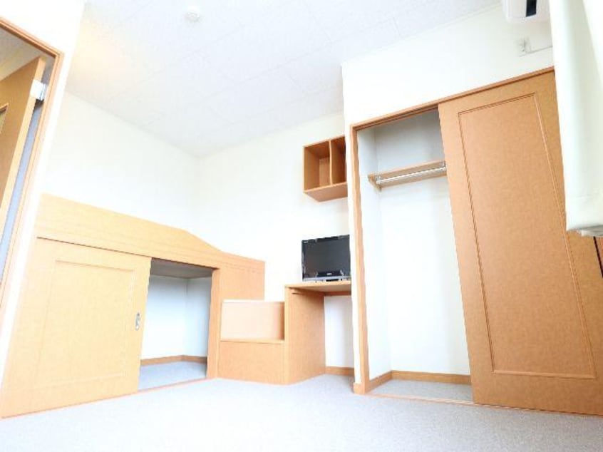  近鉄京都線/大和西大寺駅 バス14分平城中山北口下車:停歩5分 2階 築21年