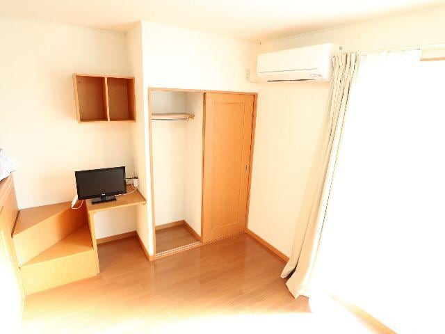  近鉄京都線/大和西大寺駅 バス14分平城中山北口下車:停歩5分 1階 築21年