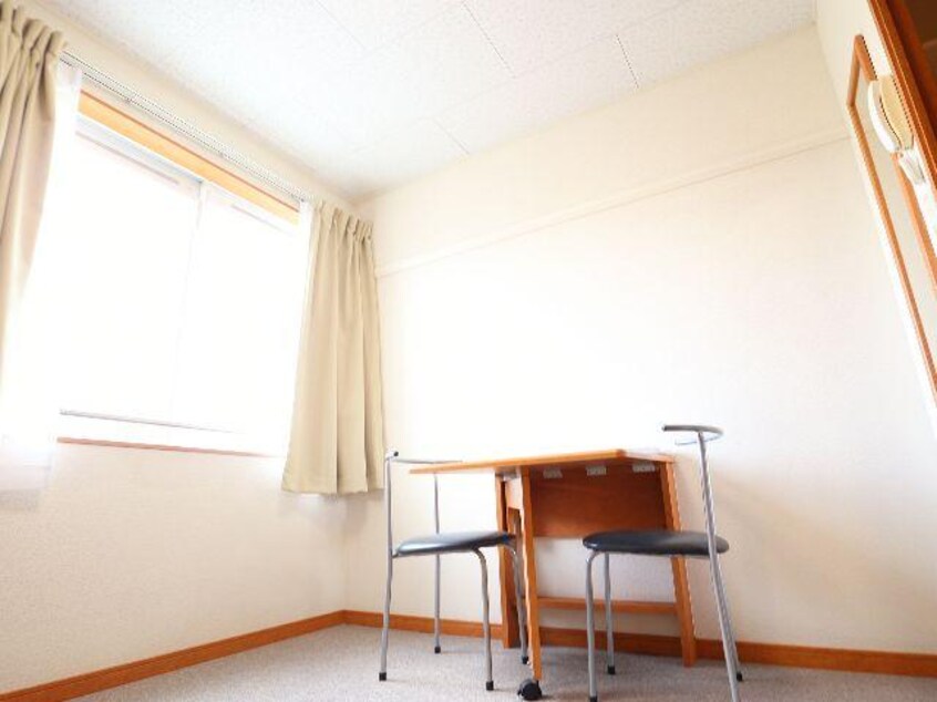  近鉄京都線/大和西大寺駅 バス14分平城中山北口下車:停歩5分 2階 築21年