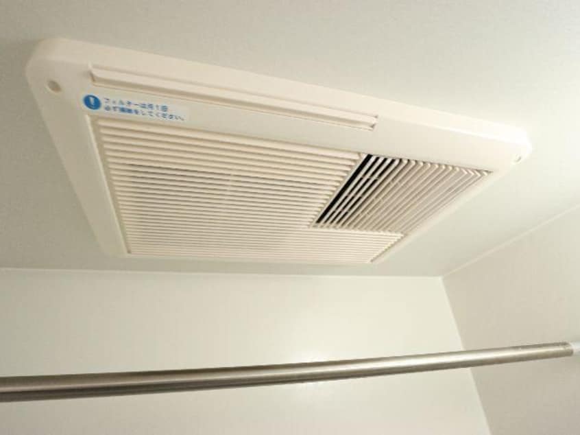  近鉄京都線/大和西大寺駅 バス14分平城中山北口下車:停歩5分 1階 築21年