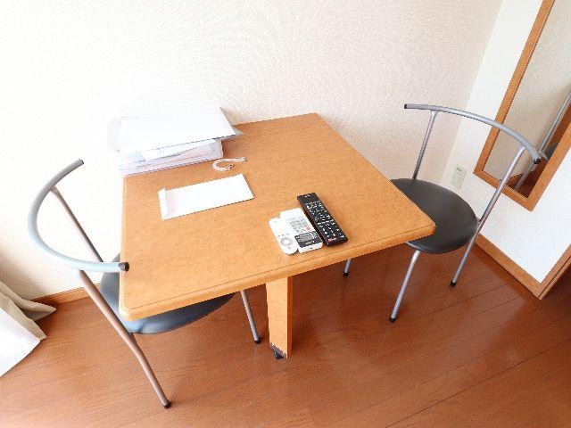  近鉄京都線/大和西大寺駅 バス14分平城中山北口下車:停歩5分 1階 築21年