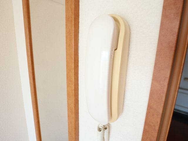  近鉄京都線/大和西大寺駅 バス14分平城中山北口下車:停歩5分 1階 築21年