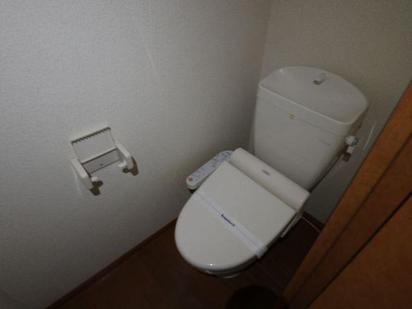  近鉄京都線/大和西大寺駅 バス14分平城中山北口下車:停歩3分 1階 築19年