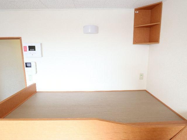  近鉄京都線/大和西大寺駅 バス14分平城中山北口下車:停歩3分 2階 築19年