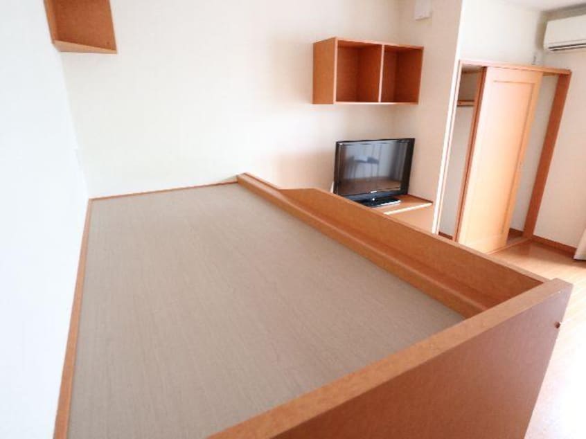  近鉄京都線/大和西大寺駅 バス14分平城中山北口下車:停歩3分 1階 築19年