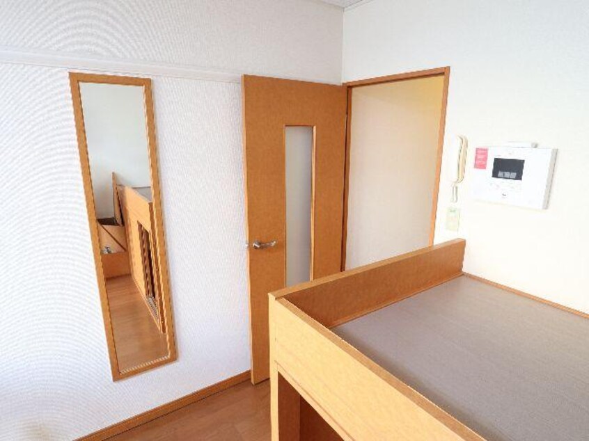  近鉄京都線/大和西大寺駅 バス14分平城中山北口下車:停歩3分 1階 築22年