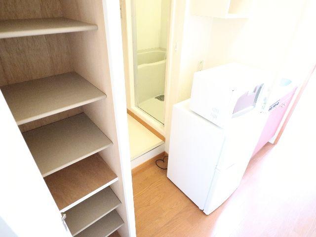  近鉄京都線/大和西大寺駅 バス14分平城中山北口下車:停歩3分 1階 築22年