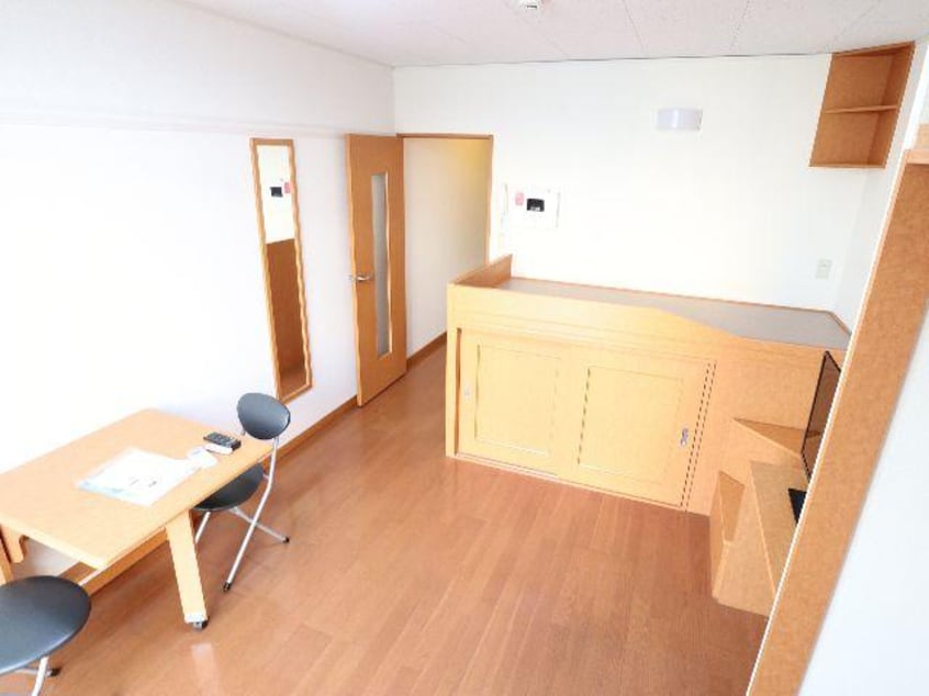  近鉄京都線/大和西大寺駅 バス14分平城中山北口下車:停歩3分 1階 築22年