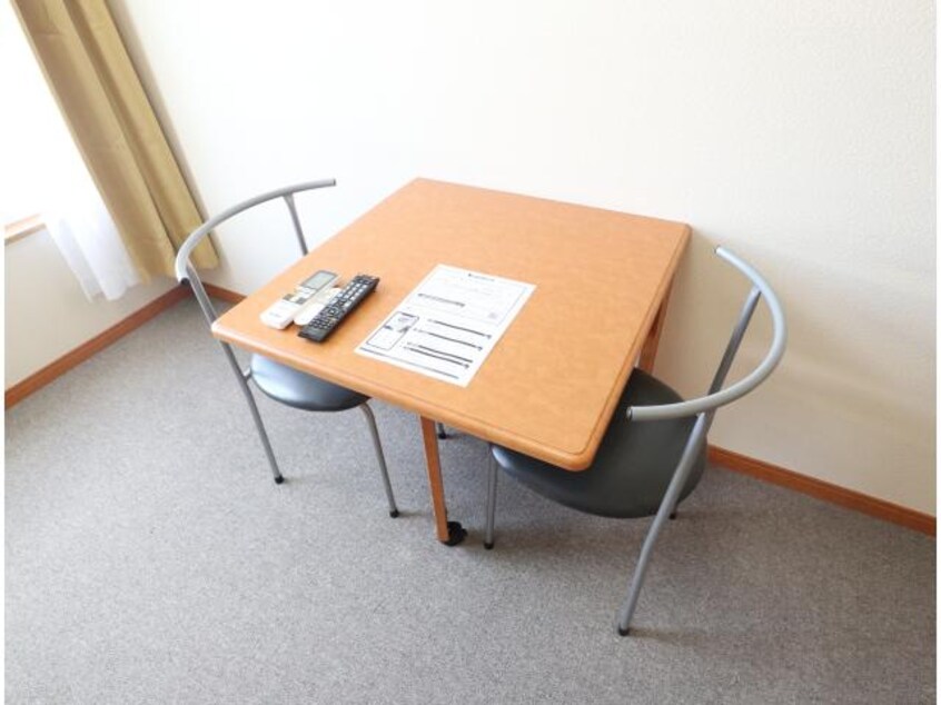  近鉄京都線/大和西大寺駅 バス14分平城中山北口下車:停歩3分 2階 築22年