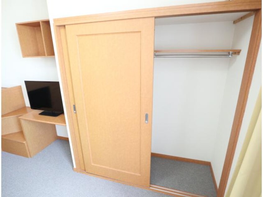  近鉄京都線/大和西大寺駅 バス14分平城中山北口下車:停歩3分 2階 築22年