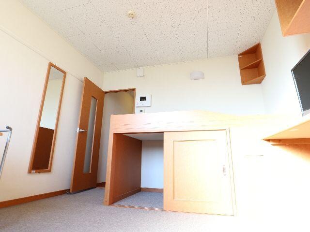  近鉄京都線/大和西大寺駅 バス14分平城中山北口下車:停歩8分 2階 築17年