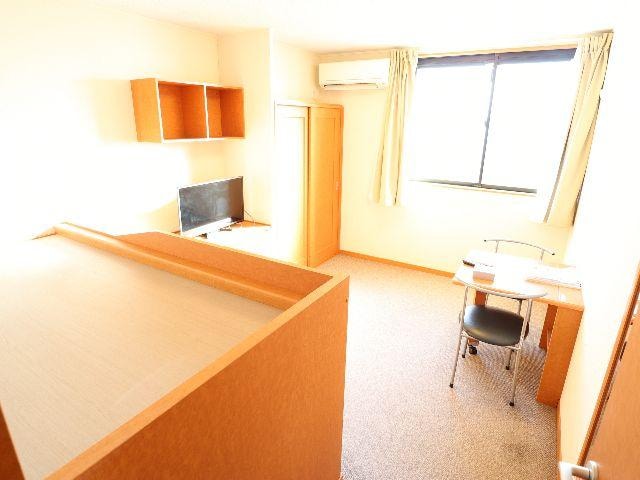  近鉄京都線/大和西大寺駅 バス14分平城中山北口下車:停歩8分 2階 築17年