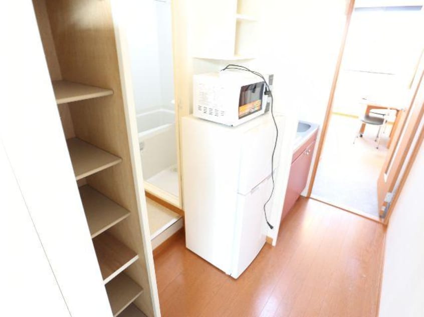  近鉄京都線/大和西大寺駅 バス14分平城中山北口下車:停歩8分 2階 築17年