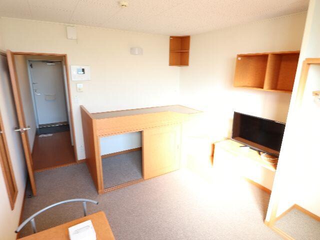  近鉄京都線/大和西大寺駅 バス14分平城中山北口下車:停歩8分 2階 築17年