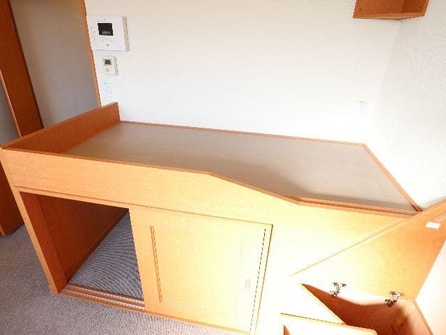  近鉄京都線/大和西大寺駅 バス14分平城中山北口下車:停歩8分 2階 築17年