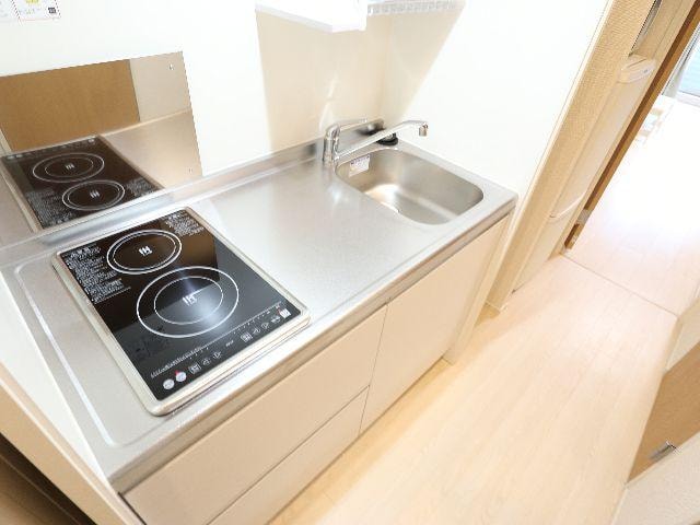  近鉄橿原線/尼ケ辻駅 徒歩15分 3階 築5年