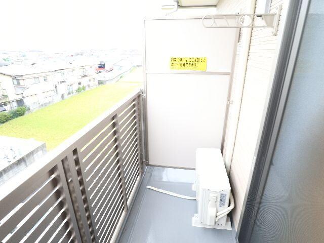  近鉄橿原線/尼ケ辻駅 徒歩15分 3階 築5年