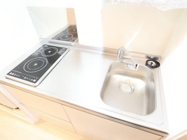  近鉄橿原線/尼ケ辻駅 徒歩15分 2階 築5年