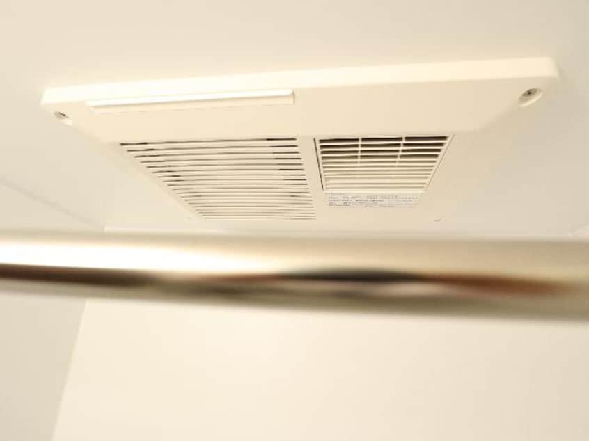  近鉄橿原線/尼ケ辻駅 徒歩15分 2階 築5年