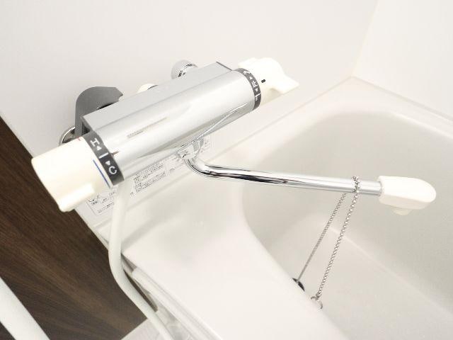  近鉄橿原線/尼ケ辻駅 徒歩15分 3階 築5年