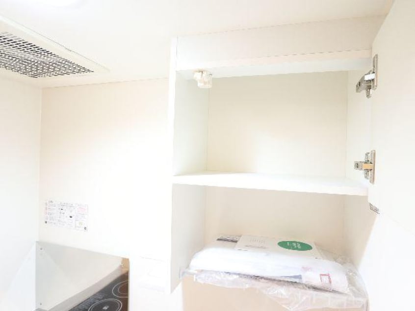  近鉄橿原線/尼ケ辻駅 徒歩15分 2階 築5年