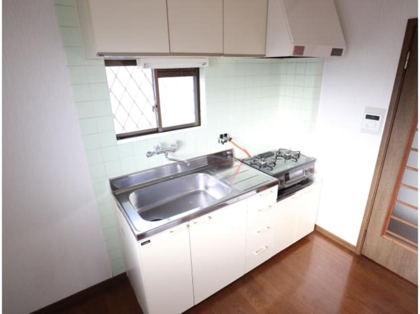  近鉄難波線・奈良線/菖蒲池駅 徒歩15分 1階 築32年