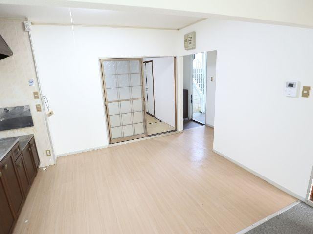  近鉄難波線・奈良線/菖蒲池駅 徒歩9分 1階 築39年