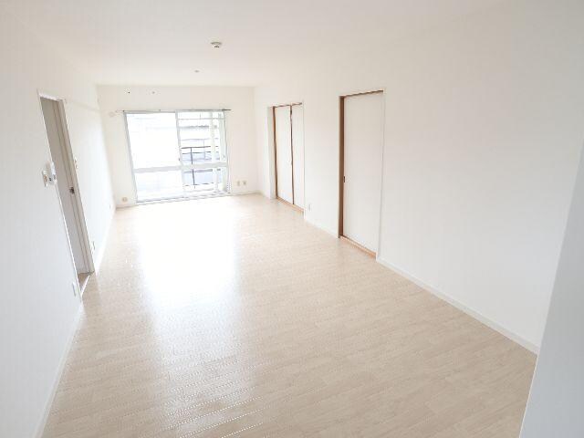  近鉄難波線・奈良線/菖蒲池駅 徒歩8分 3階 築41年