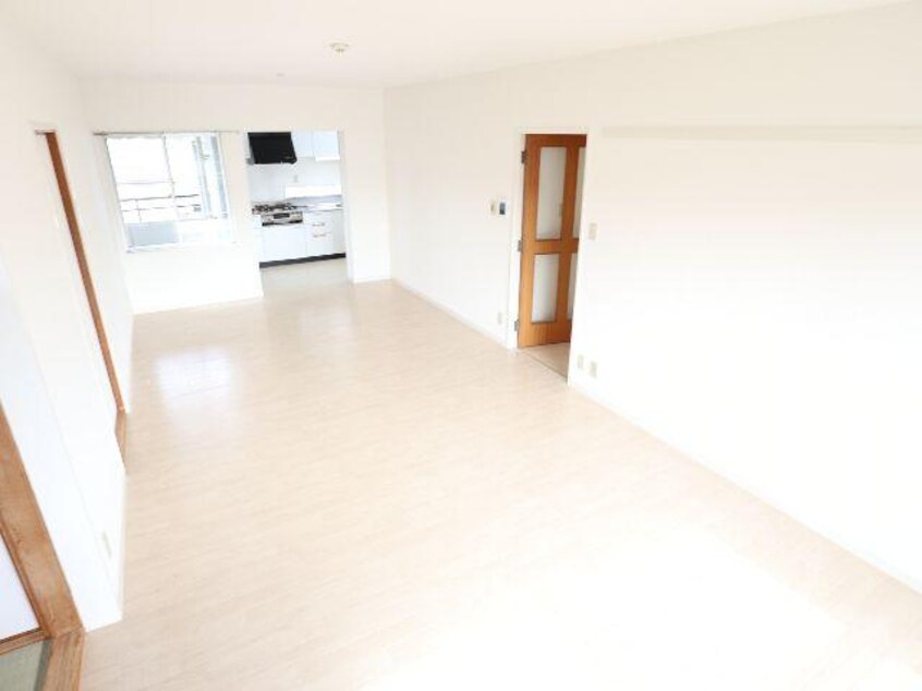  近鉄難波線・奈良線/菖蒲池駅 徒歩8分 3階 築41年