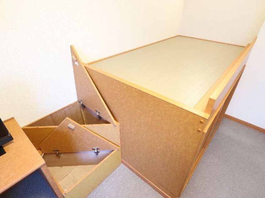  近鉄京都線/山田川駅 徒歩4分 1階 築15年