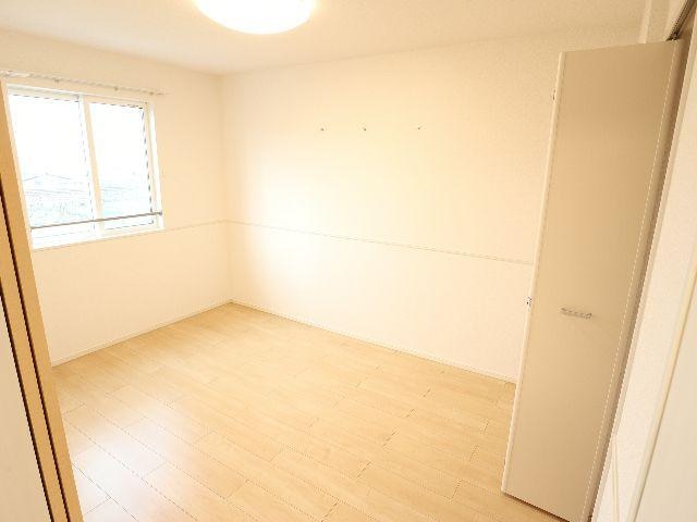  近鉄京都線/新祝園駅 徒歩31分 2階 築4年