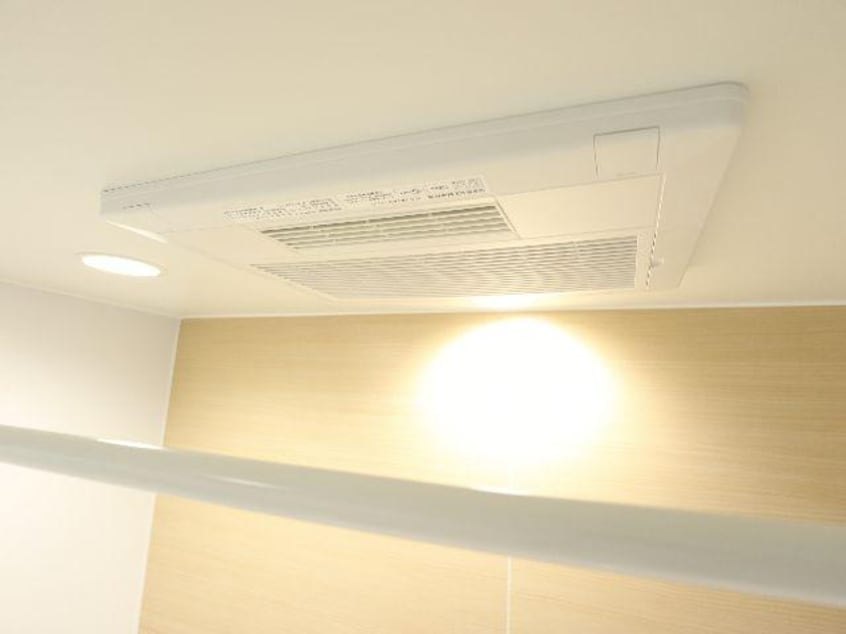  近鉄難波線・奈良線/菖蒲池駅 徒歩26分 1階 築4年