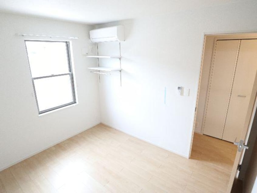  近鉄難波線・奈良線/菖蒲池駅 徒歩26分 1階 築4年