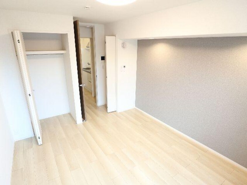  近鉄橿原線/尼ケ辻駅 徒歩19分 3階 築3年