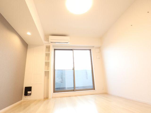  近鉄橿原線/尼ケ辻駅 徒歩19分 3階 築3年