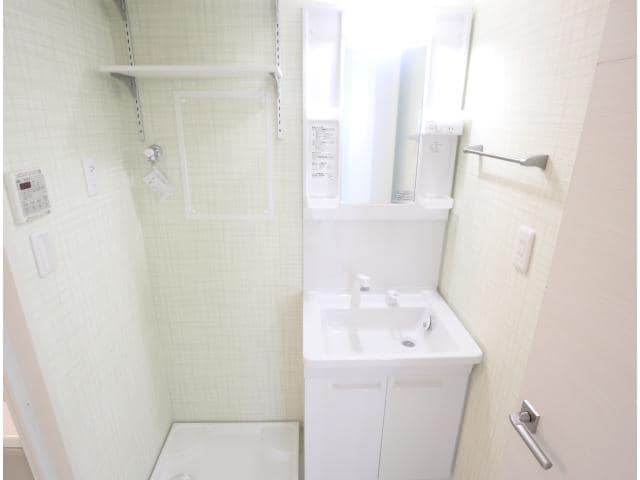  近鉄難波線・奈良線/大和西大寺駅 徒歩15分 1階 築2年