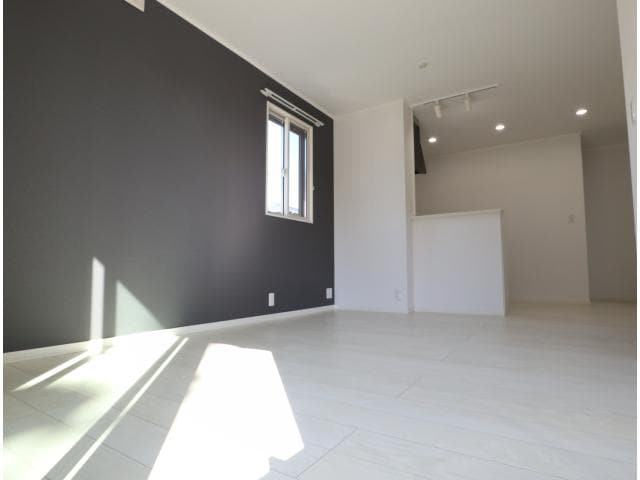  近鉄難波線・奈良線/大和西大寺駅 徒歩15分 1階 築2年