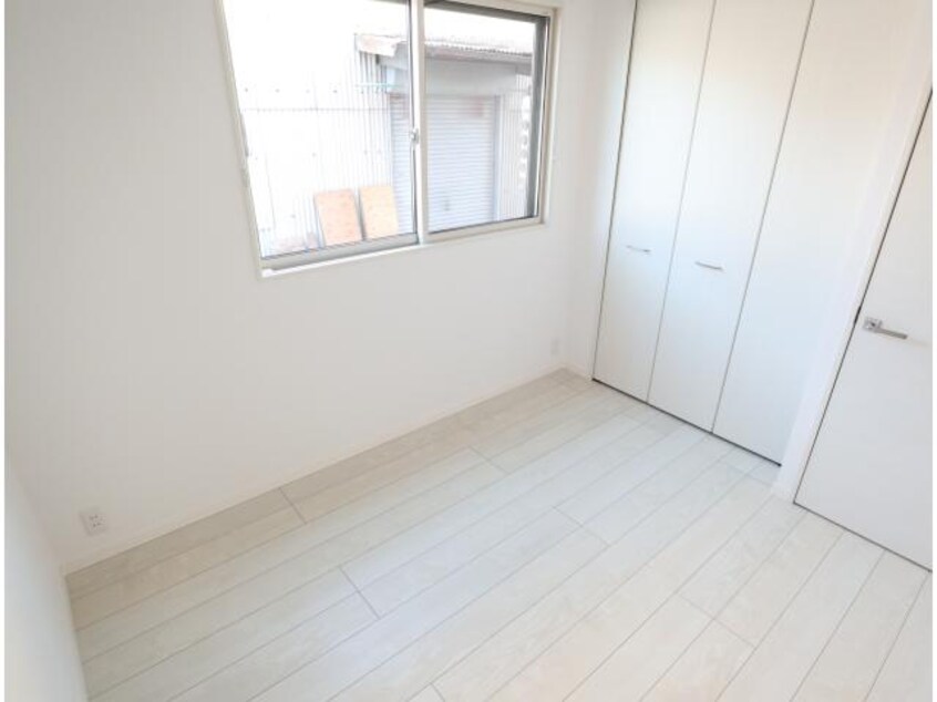  近鉄難波線・奈良線/大和西大寺駅 徒歩15分 1階 築2年