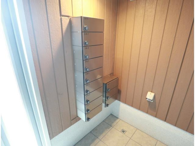 集合郵便受け 近鉄橿原線/尼ケ辻駅 徒歩20分 2階 築2年