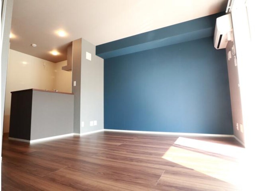  近鉄橿原線/尼ケ辻駅 徒歩10分 2階 築2年