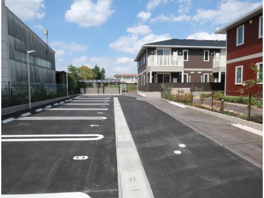  近鉄橿原線/尼ケ辻駅 徒歩10分 2階 築2年