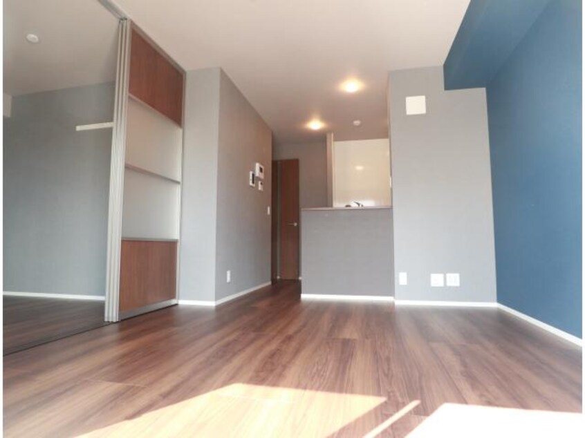  近鉄橿原線/尼ケ辻駅 徒歩10分 2階 築2年