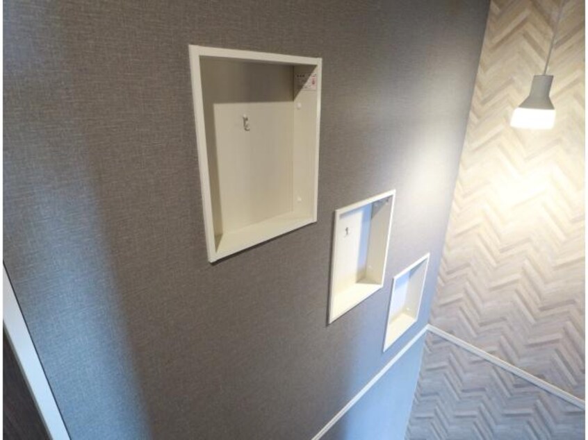  近鉄橿原線/尼ケ辻駅 徒歩10分 2階 築2年